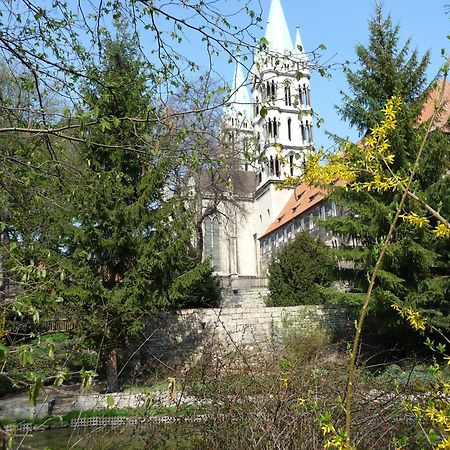 Hotel Garni Zum Rebstock Naumburg  Ngoại thất bức ảnh