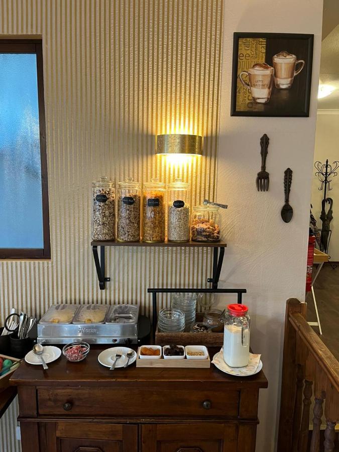 Hotel Garni Zum Rebstock Naumburg  Ngoại thất bức ảnh